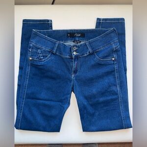 Colombian Women’s Dark Blue Stretch Skinny Jeans